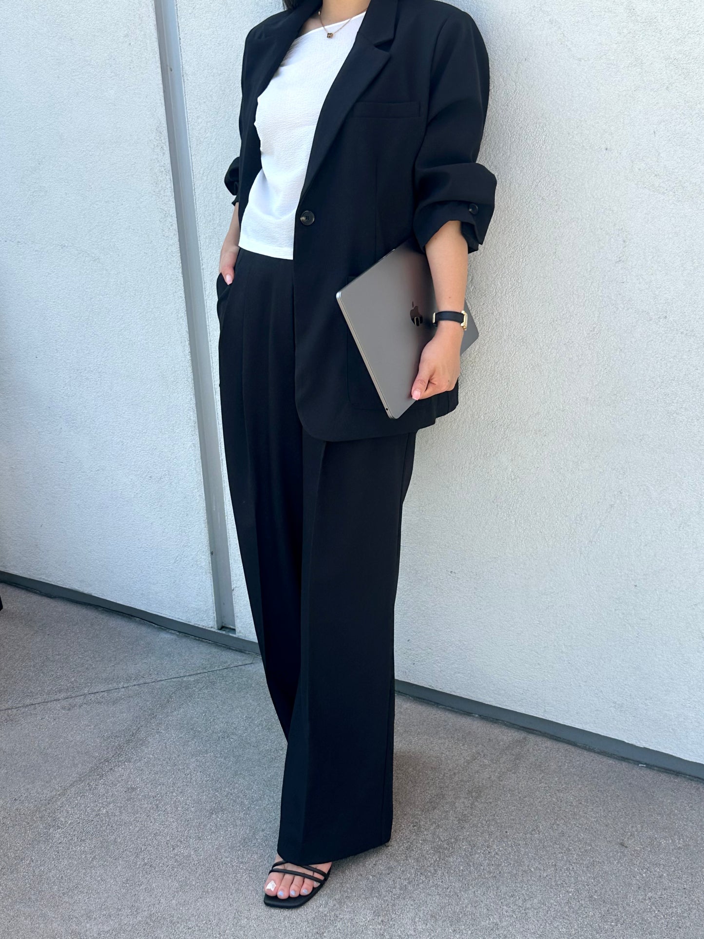 Classic Pin-Tuck Wide Trousers