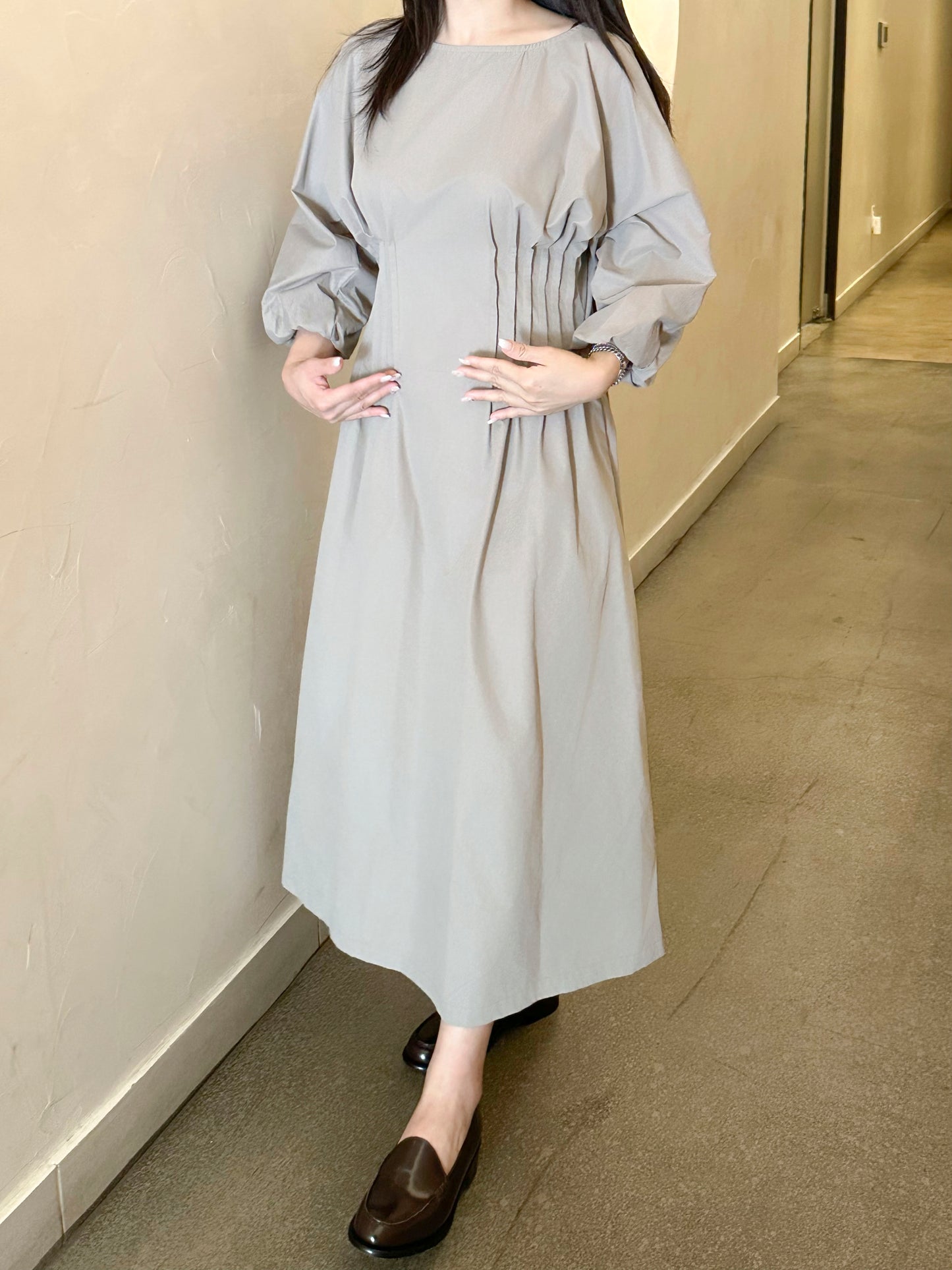 Elegant Pin-Tuck Puff Sleeve Dress