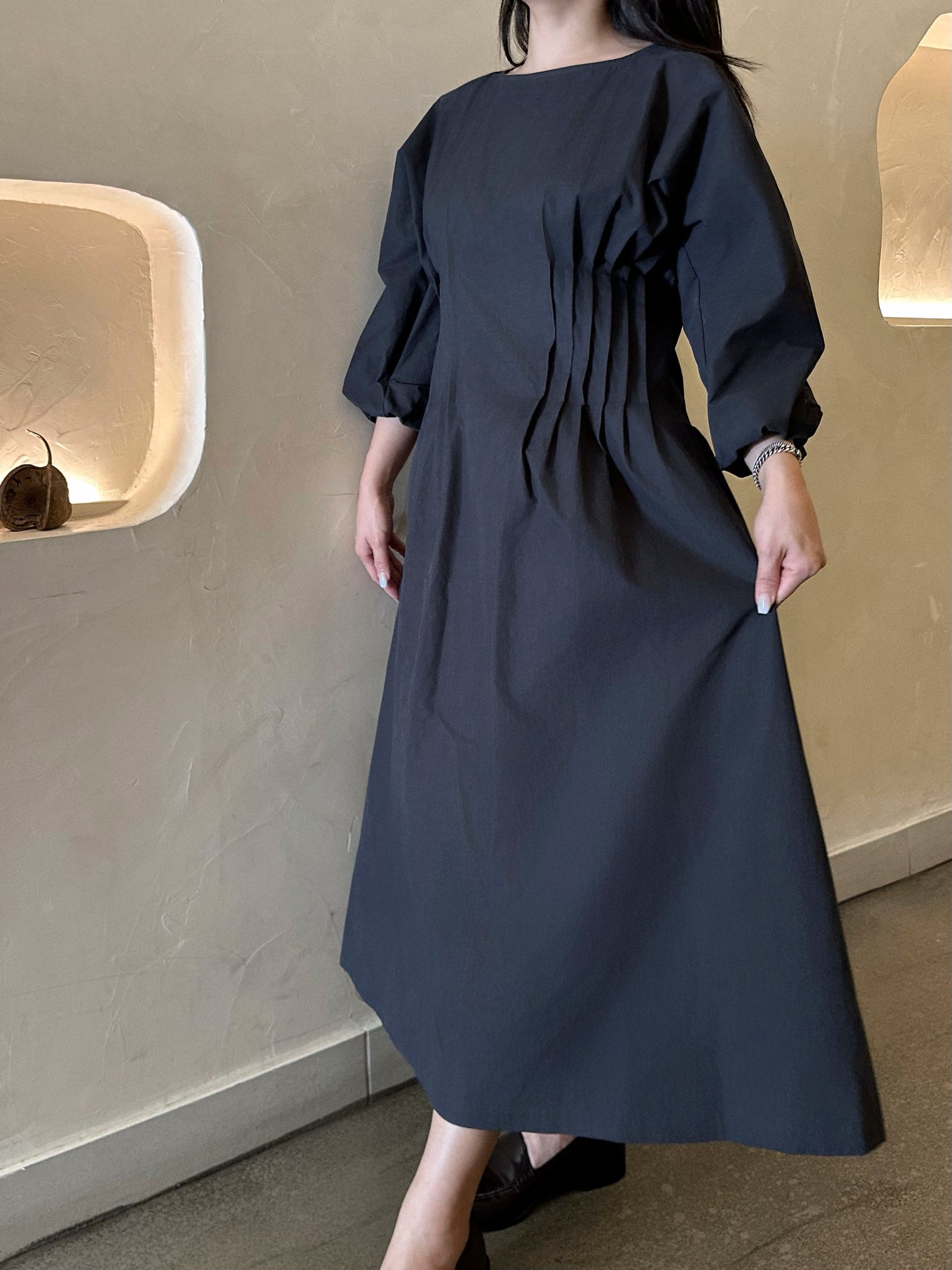 Elegant Pin-Tuck Puff Sleeve Dress
