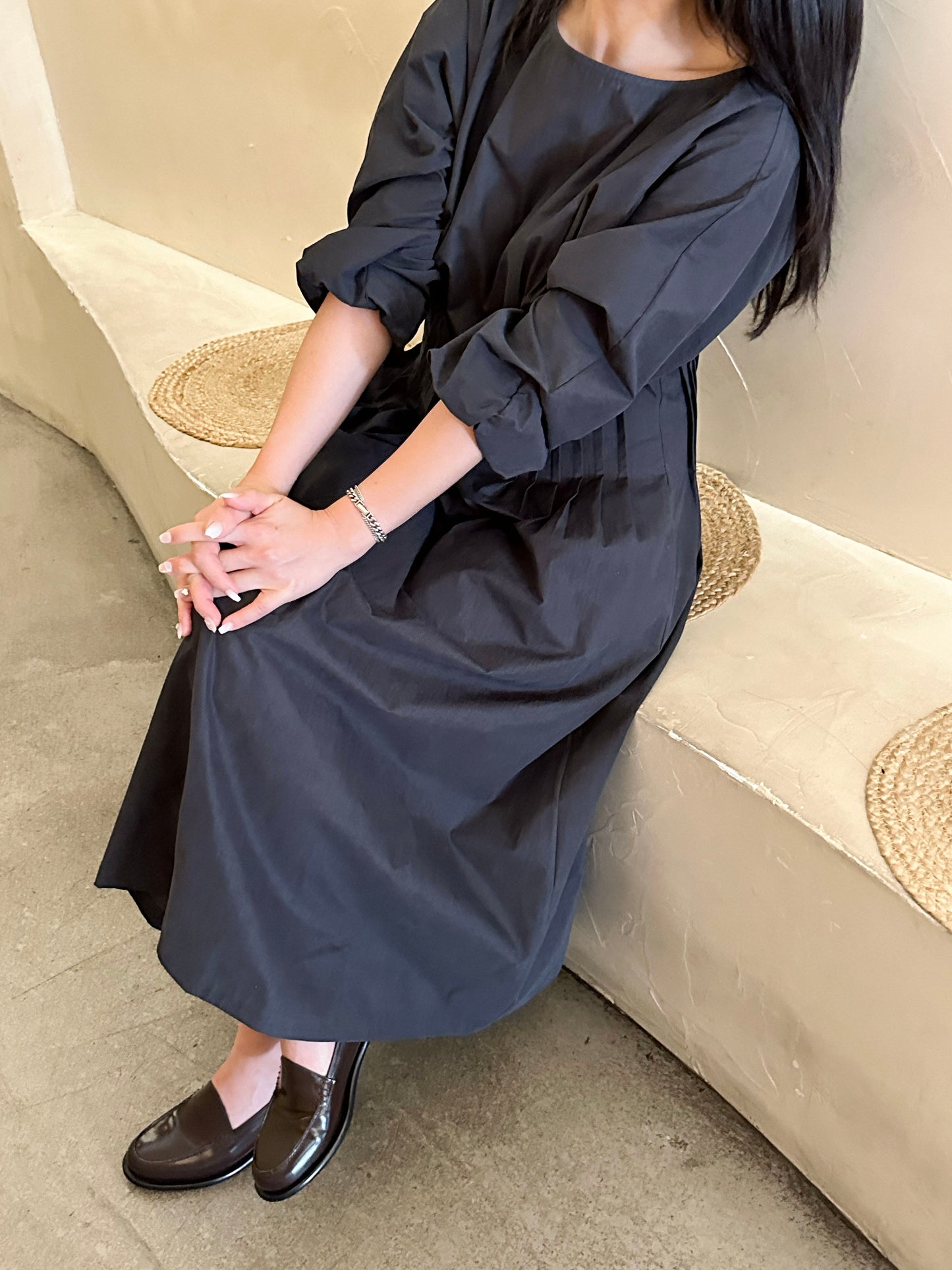 Elegant Pin-Tuck Puff Sleeve Dress