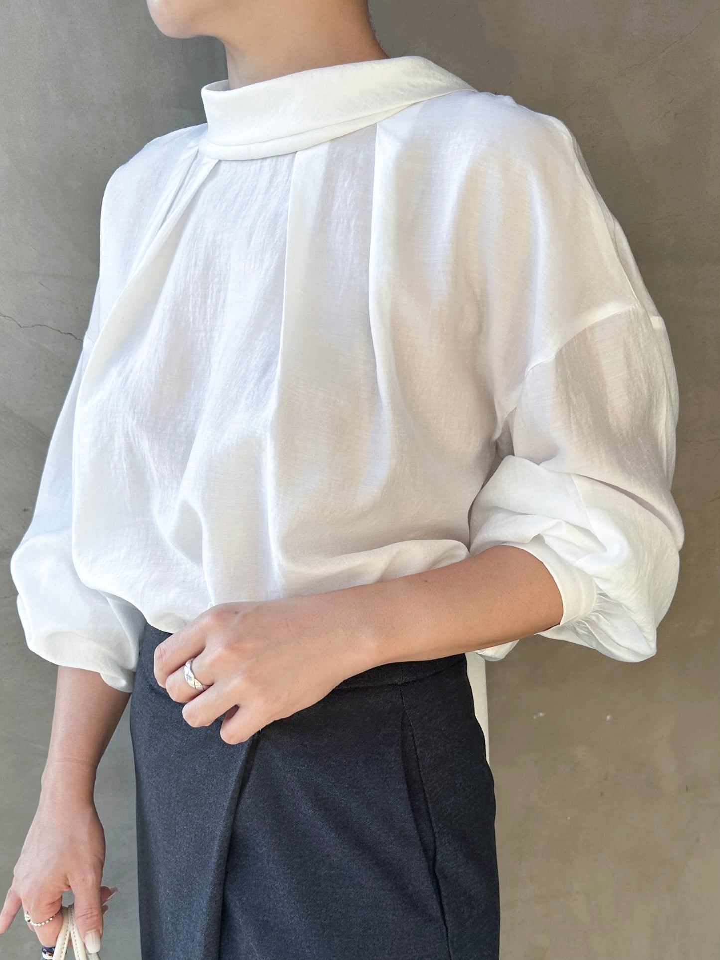 Tie-Back Balloon Sleeve Blouse