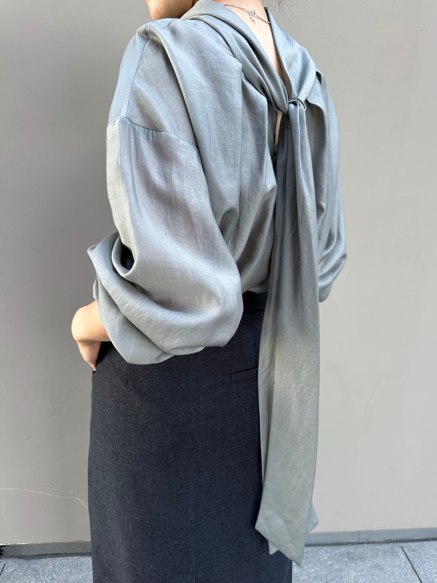 Tie-Back Balloon Sleeve Blouse