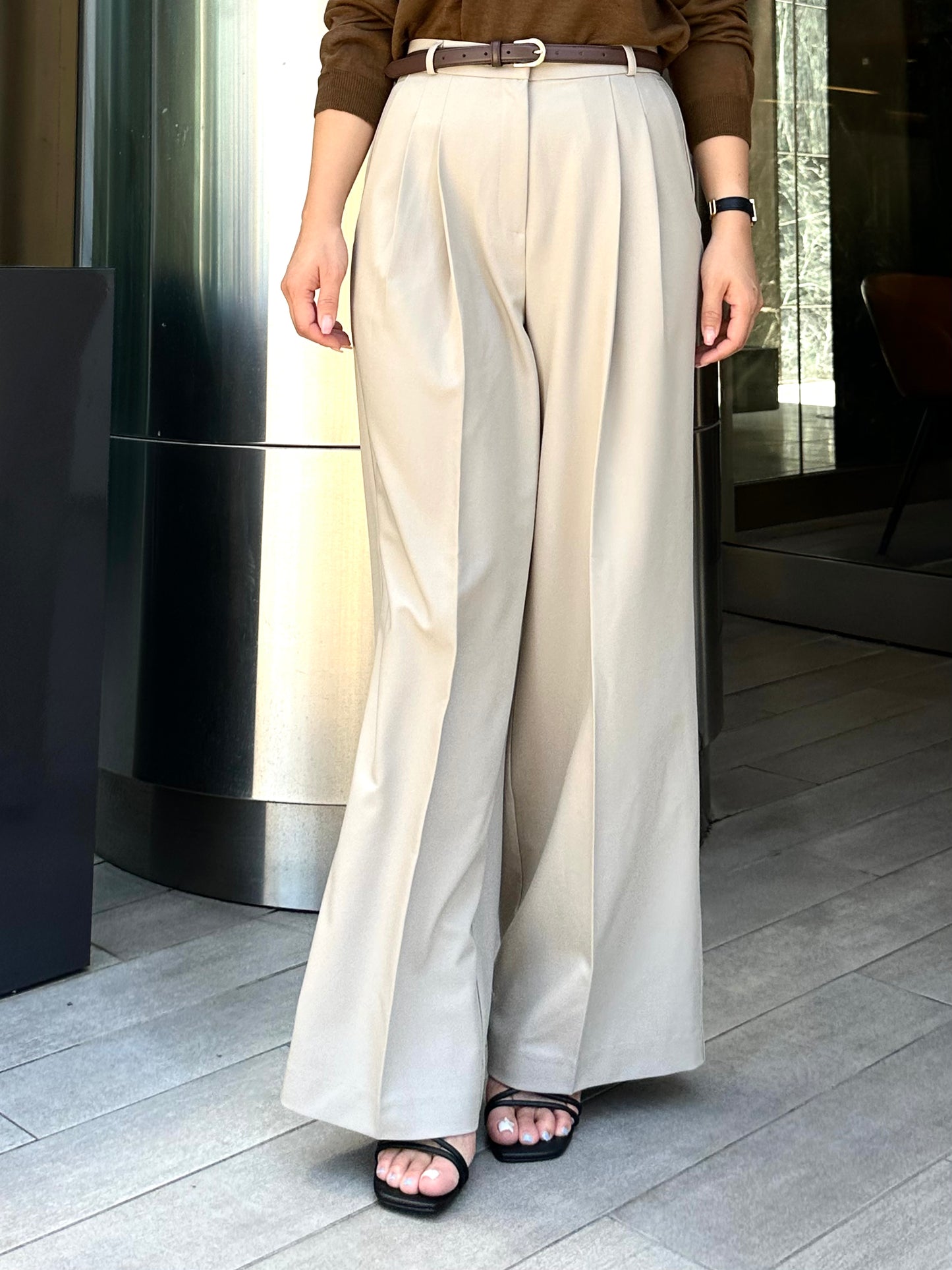 Classic Pin-Tuck Wide Trousers