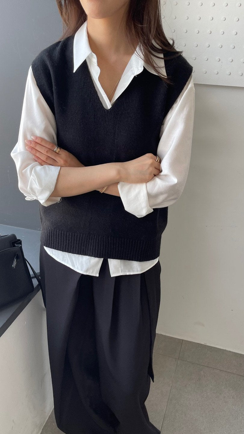 Oversized Wool Knit Vest