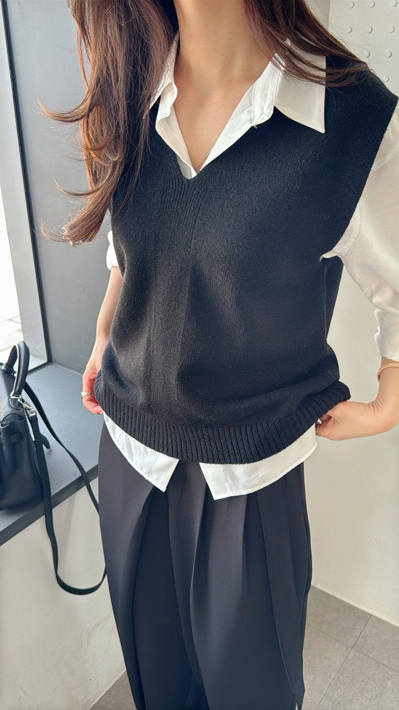Oversized Wool Knit Vest