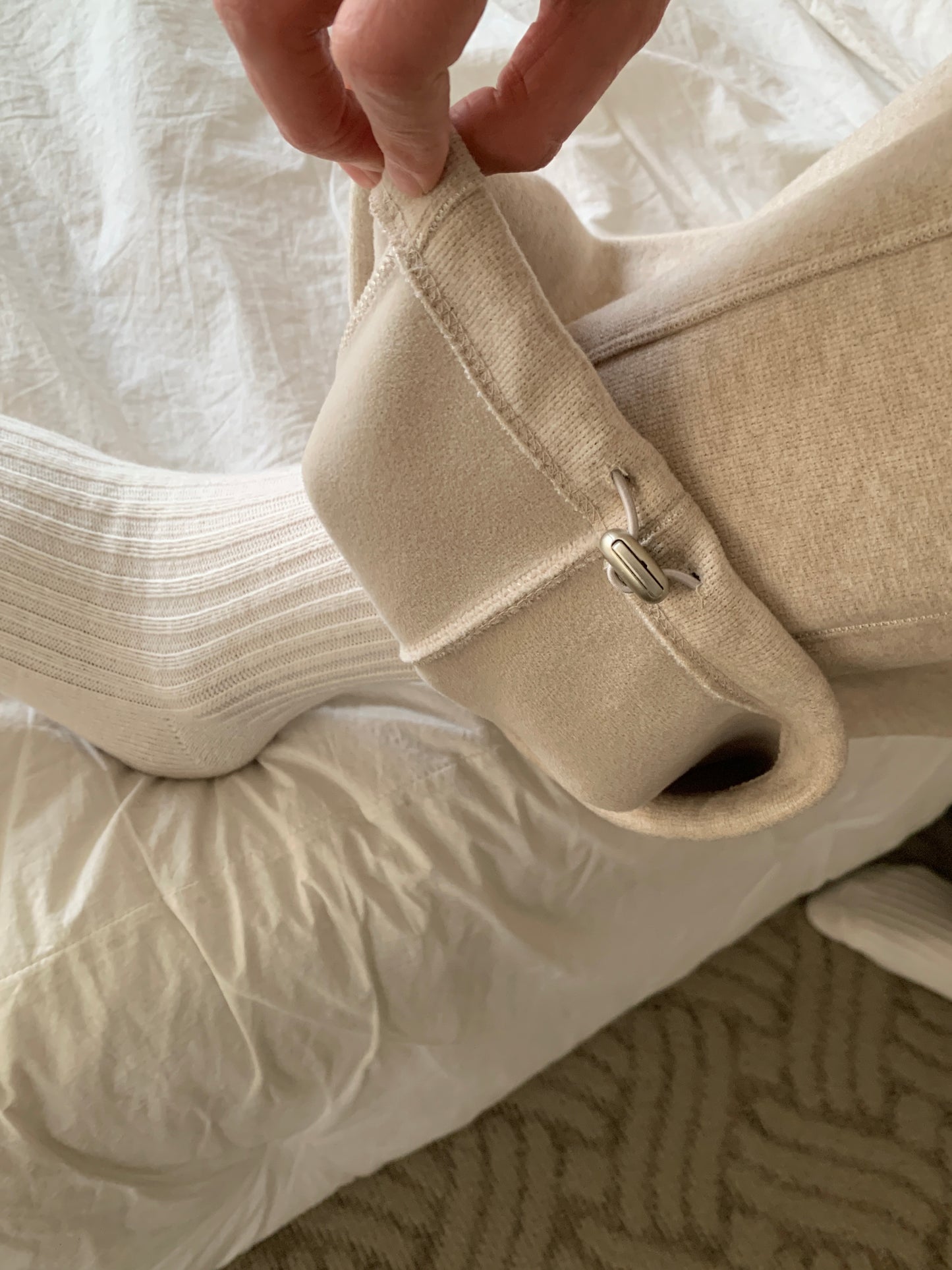 Fleece-Lined Drawstring Lounge Pants