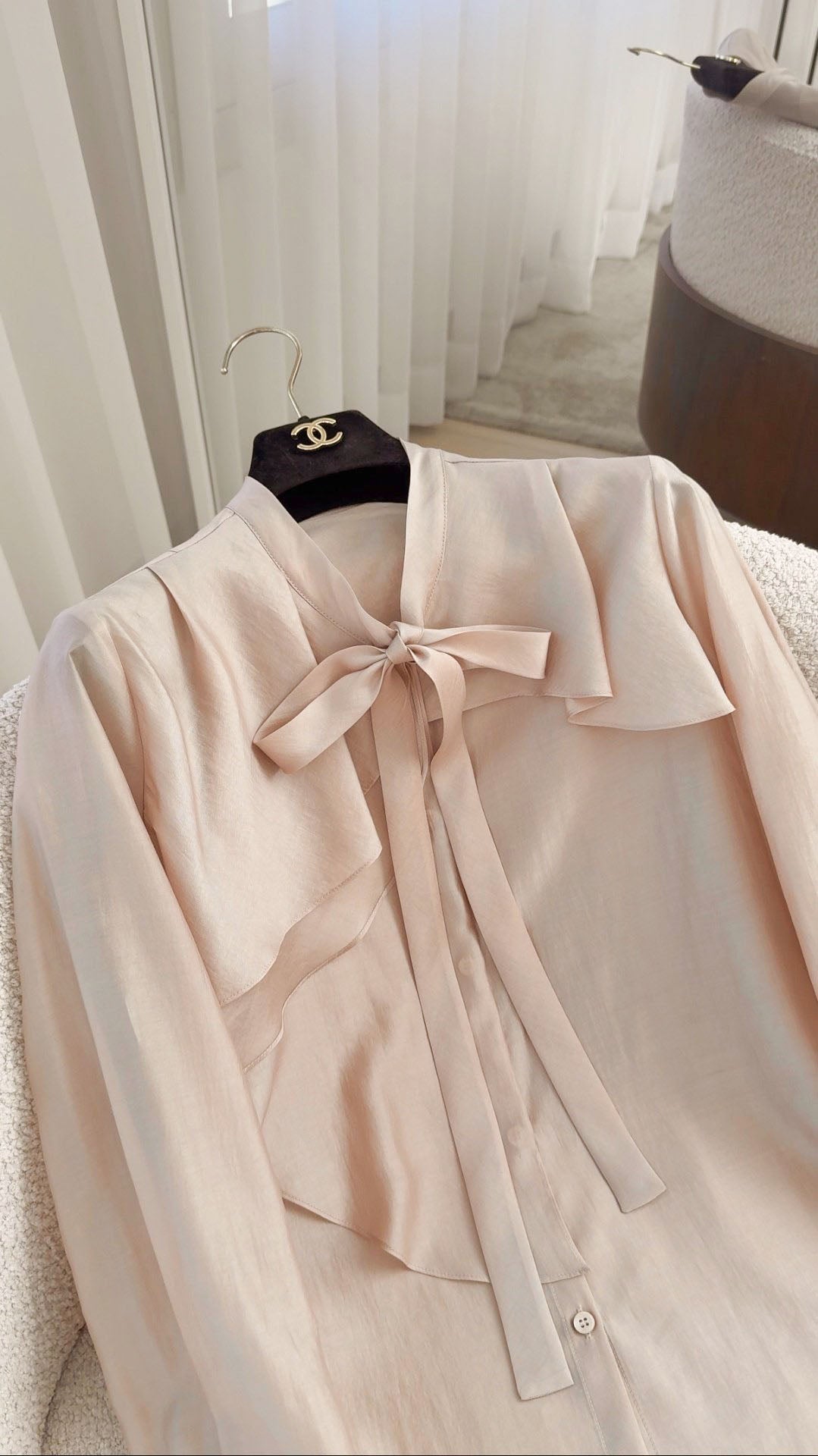 Soft Ribbon Blouse