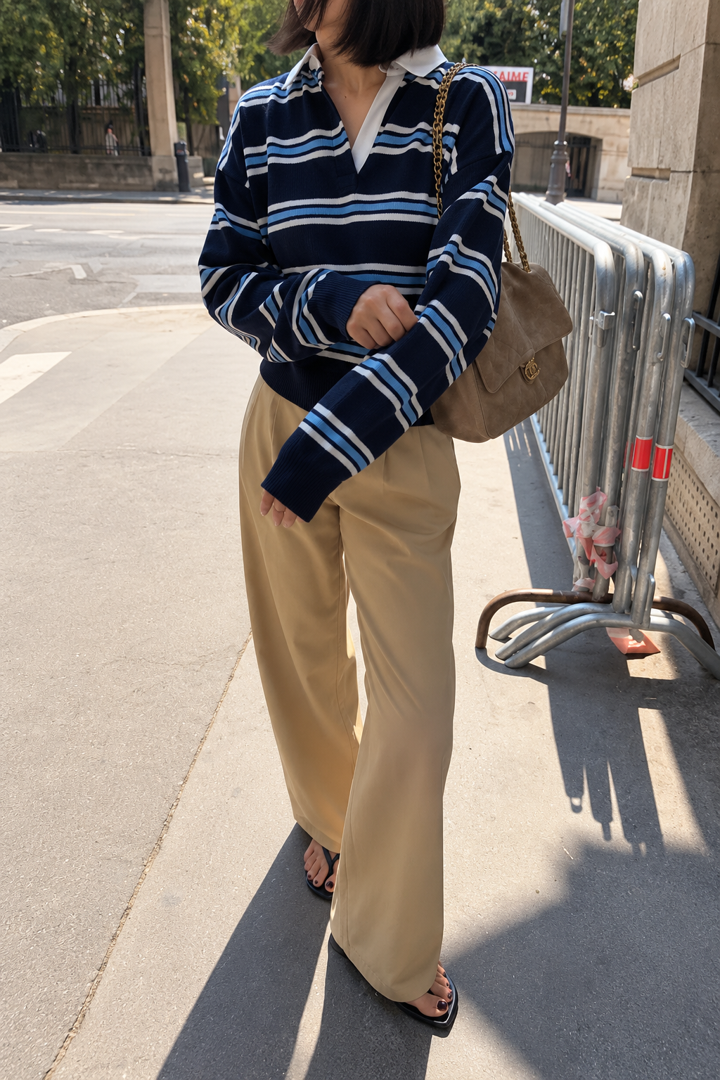 Contrast Collar Stripe Knit