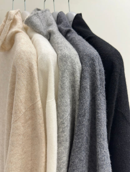 Wool Half Sleeve High Neck Knit