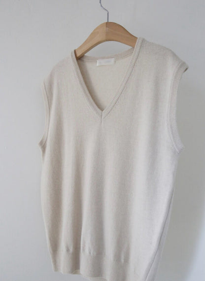Premium Wool V-Neck Knit Vest