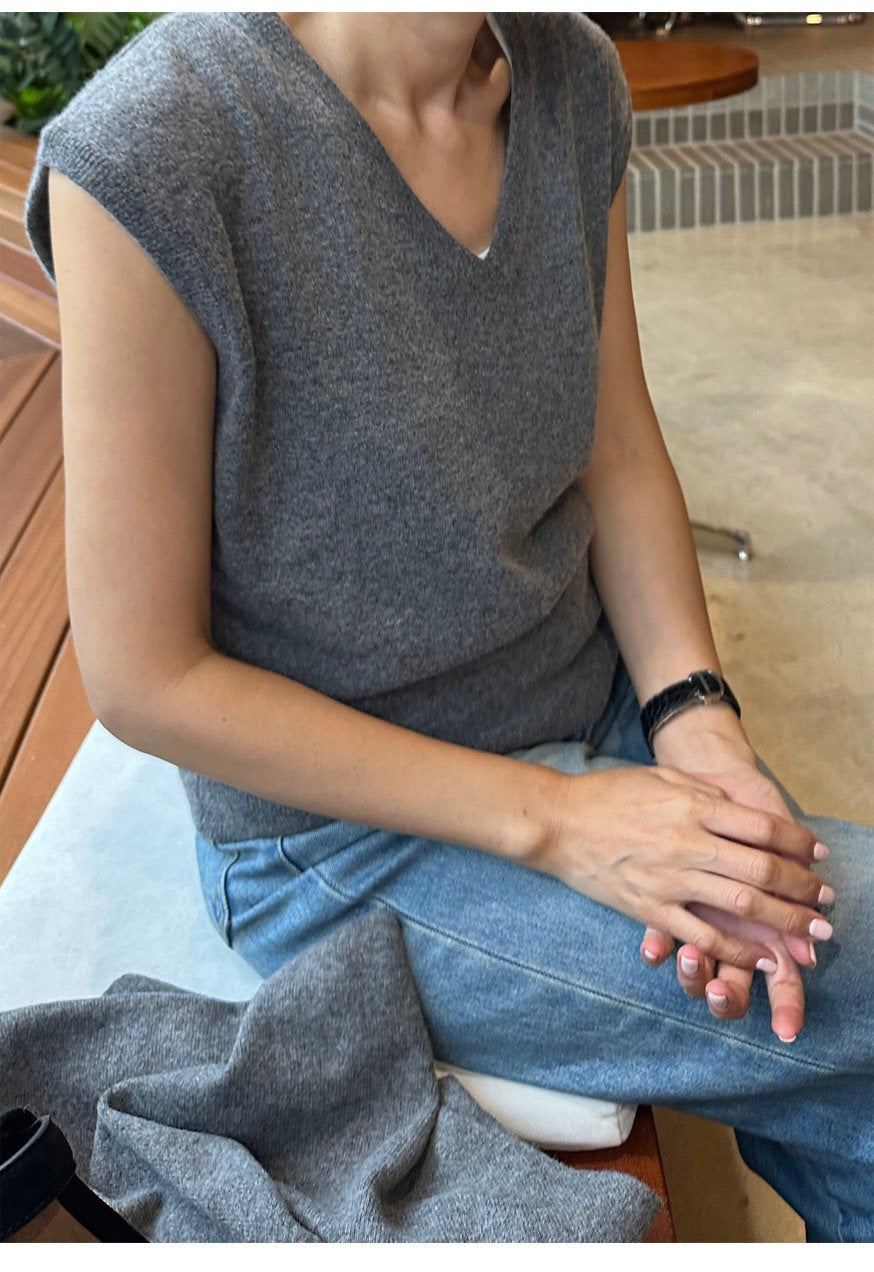 Premium Wool V-Neck Knit Vest