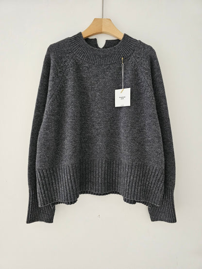 Back-Slit Super Fine Wool Cashmere Knit