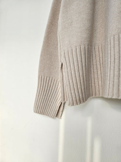 Back-Slit Super Fine Wool Cashmere Knit