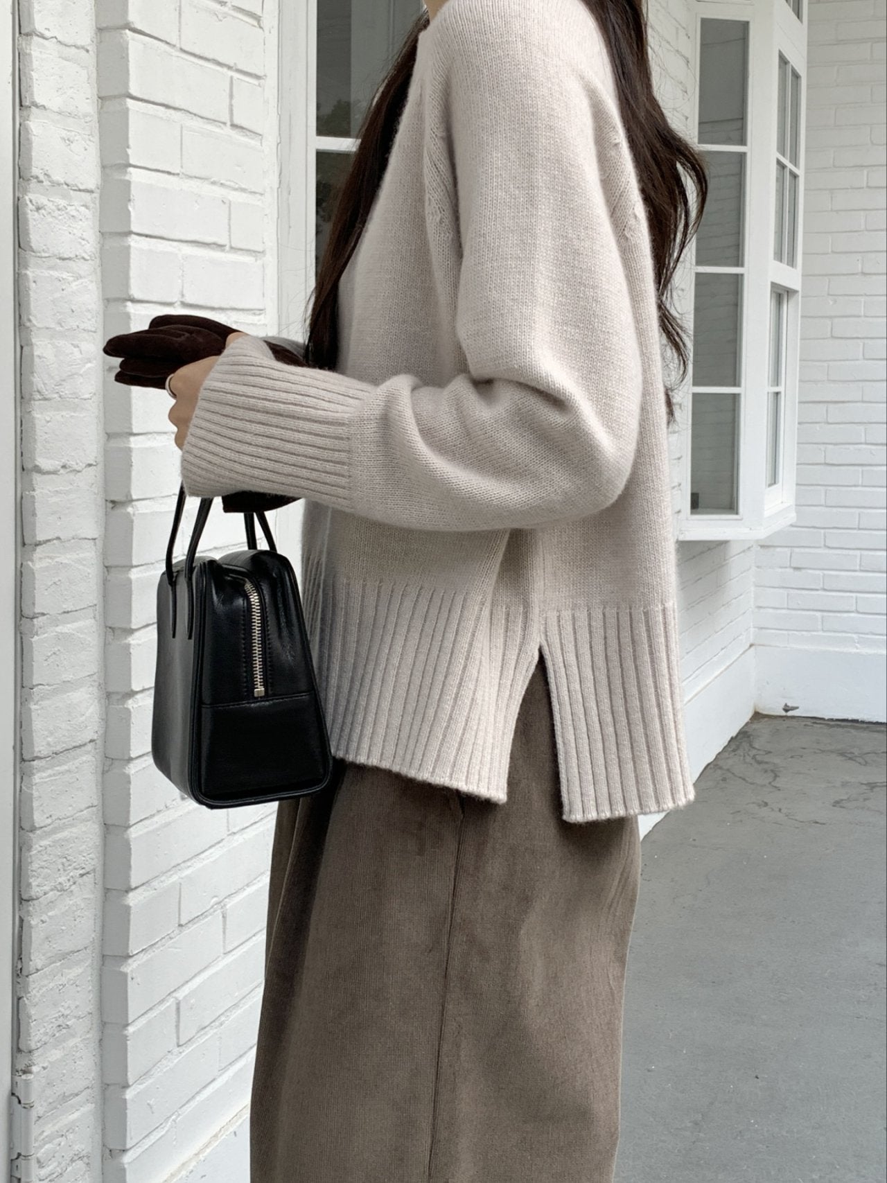 Back-Slit Super Fine Wool Cashmere Knit