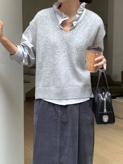 Bio-Washed Ruffle Collar Blouse