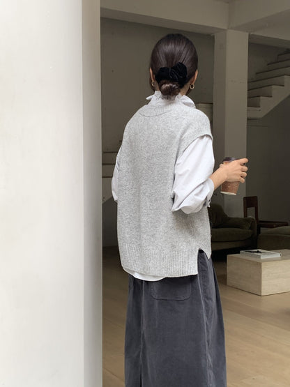 Bio-Washed Ruffle Collar Blouse