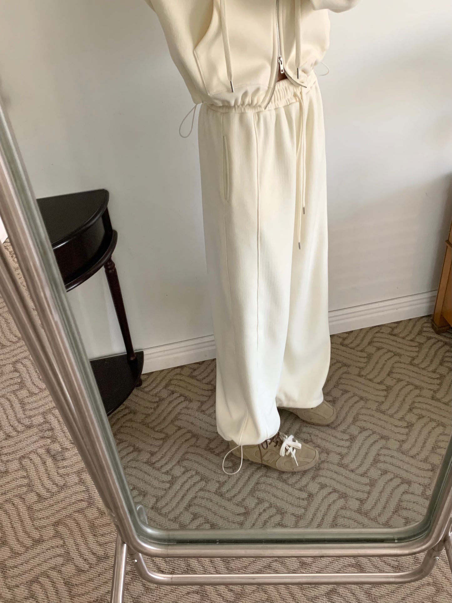 Fleece-Lined Drawstring Lounge Pants