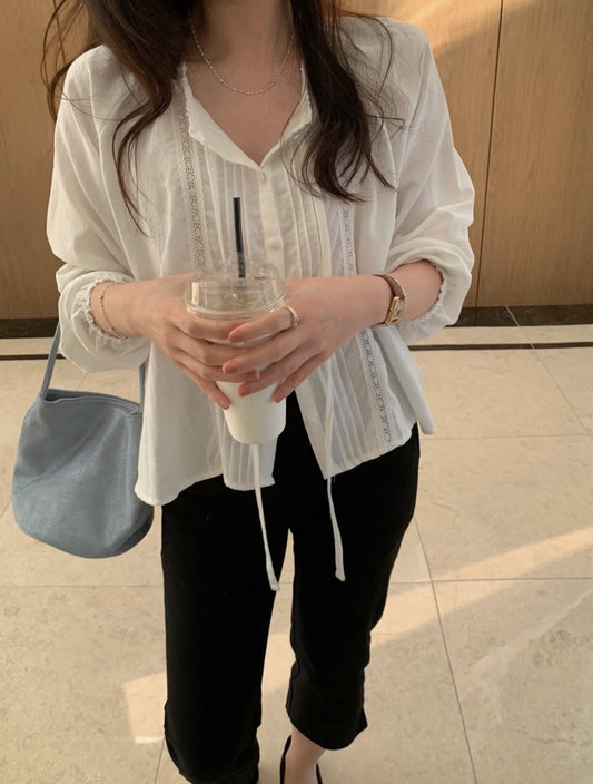 Lace Trim Pleated Blouse