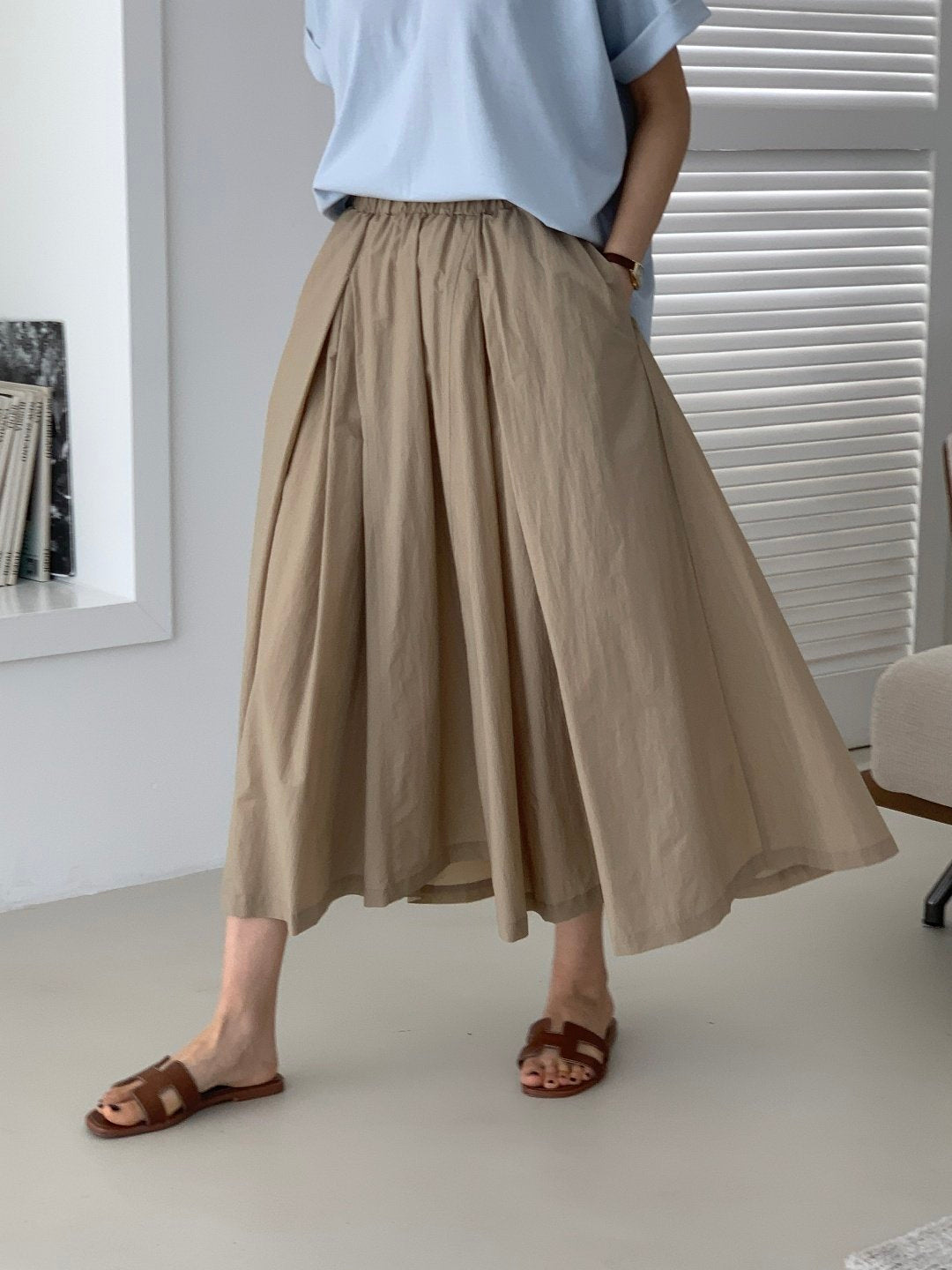 Volume Pleated Skirt