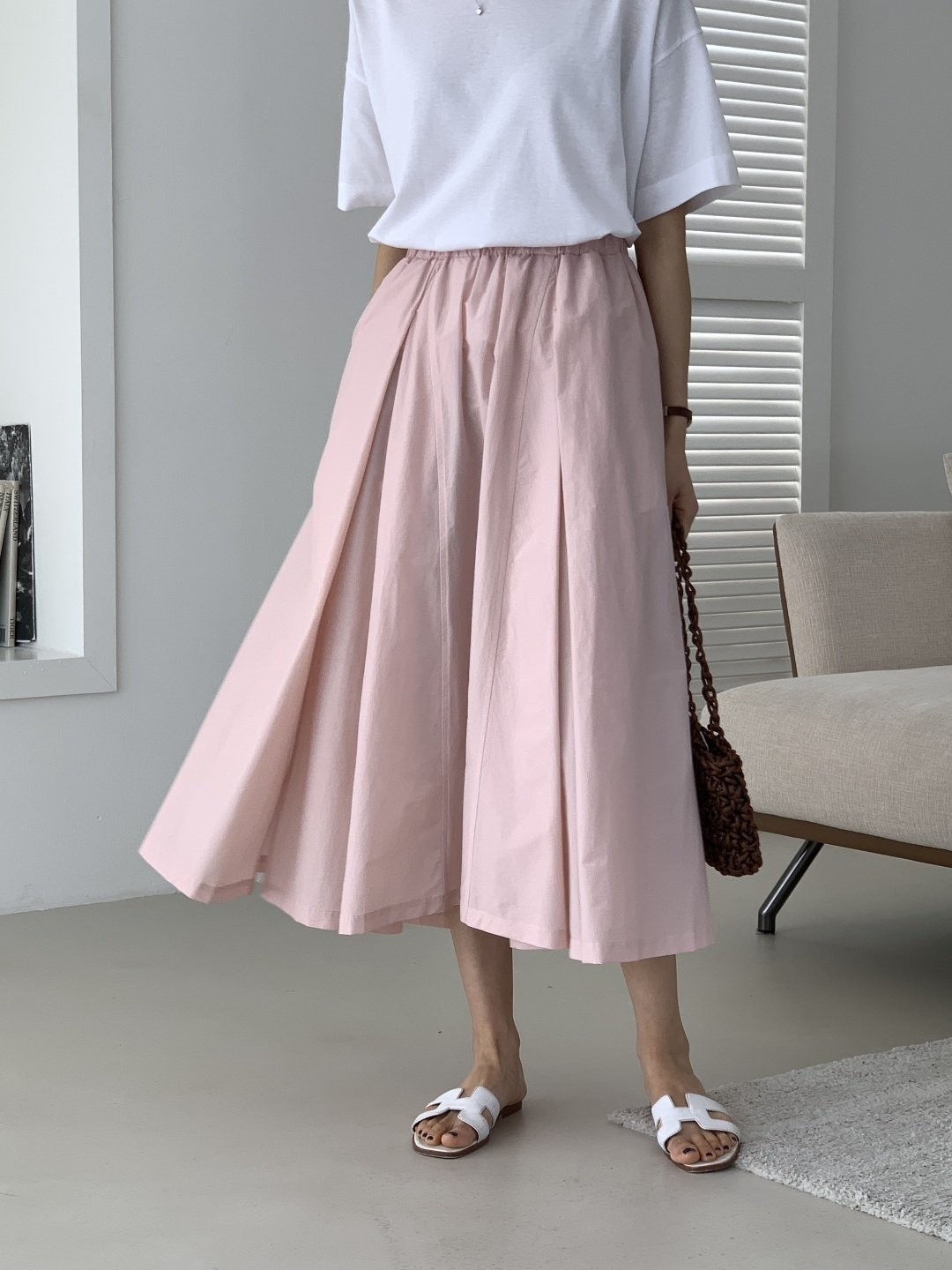 Volume Pleated Skirt
