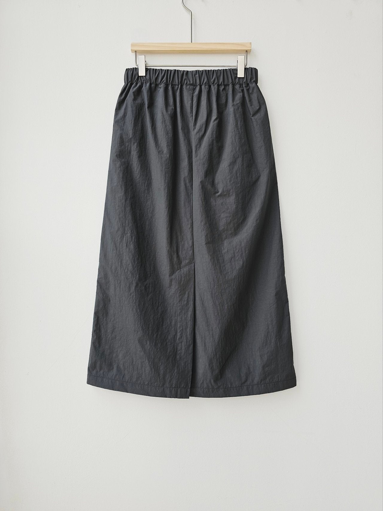 AIRY MIDI SKIRT