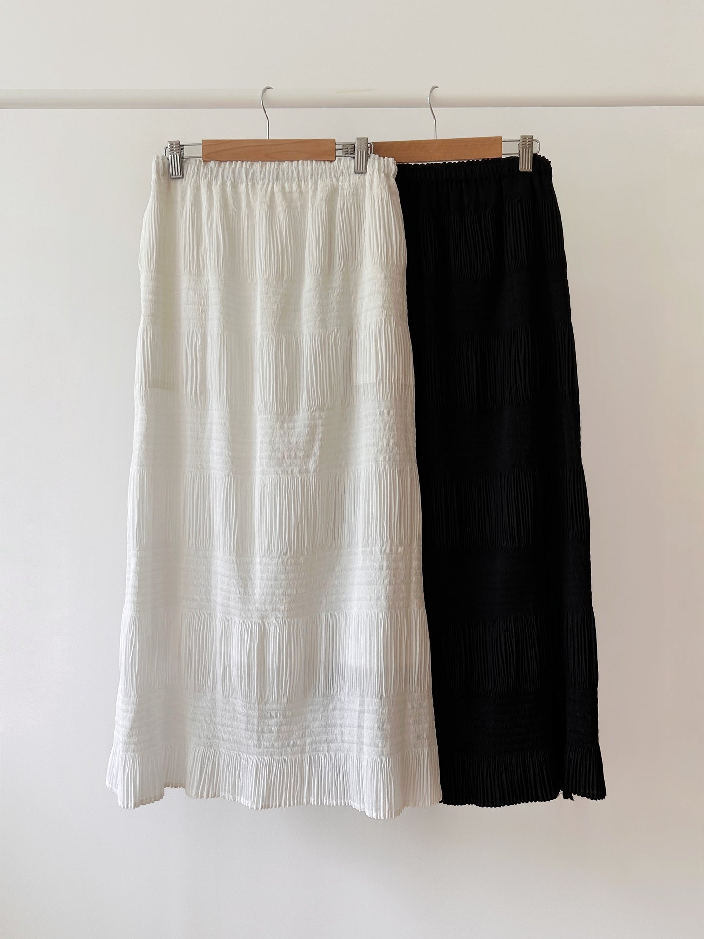 Pleated Texture Maxi Skirt