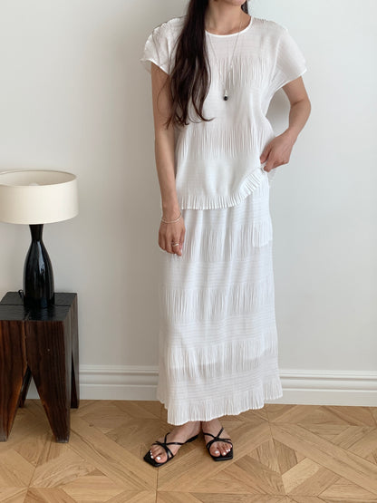 Pleated Texture Maxi Skirt