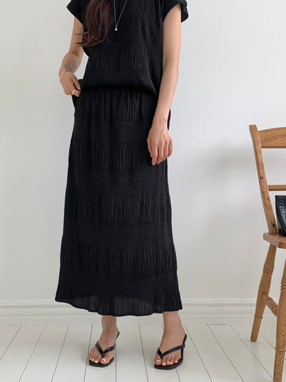 Pleated Texture Maxi Skirt