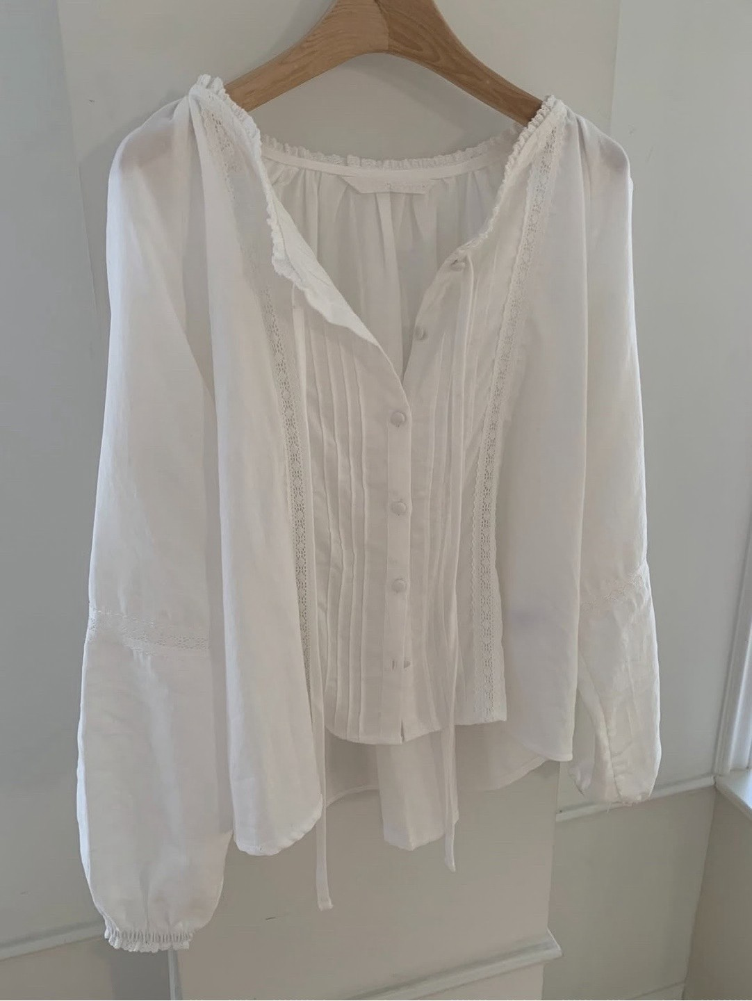 Lace Trim Pleated Blouse